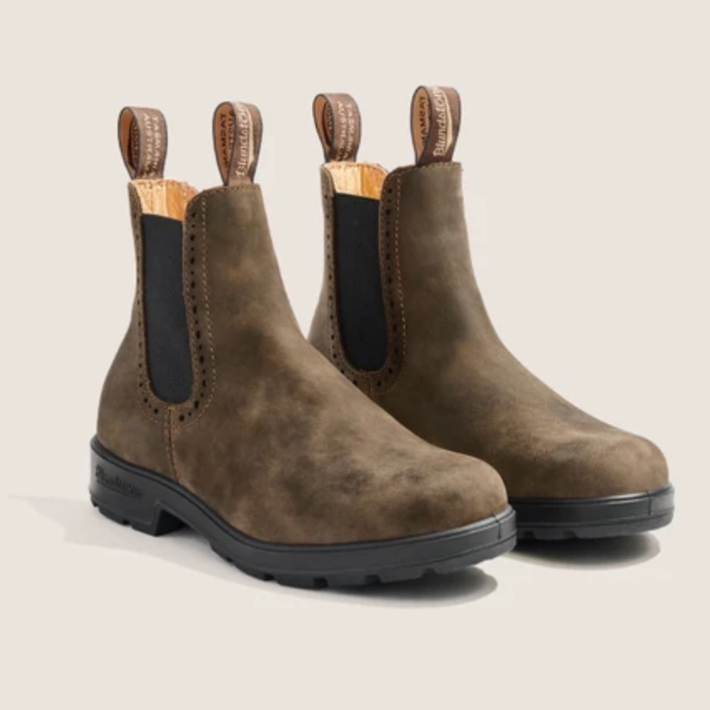 blundstone high top chelsea boots in rustic brown - AUS size 7, US size 10